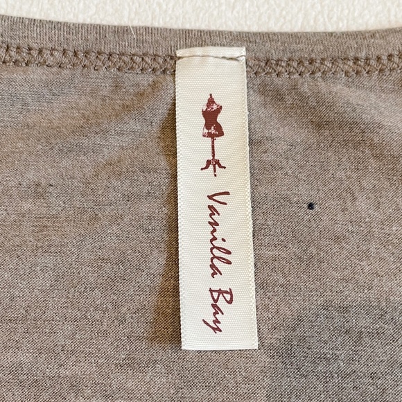 BNWOT Vanilla Bay Long Sleeve Tunic Top w/ Ruching in Beige Size S - Picture 6 of 7